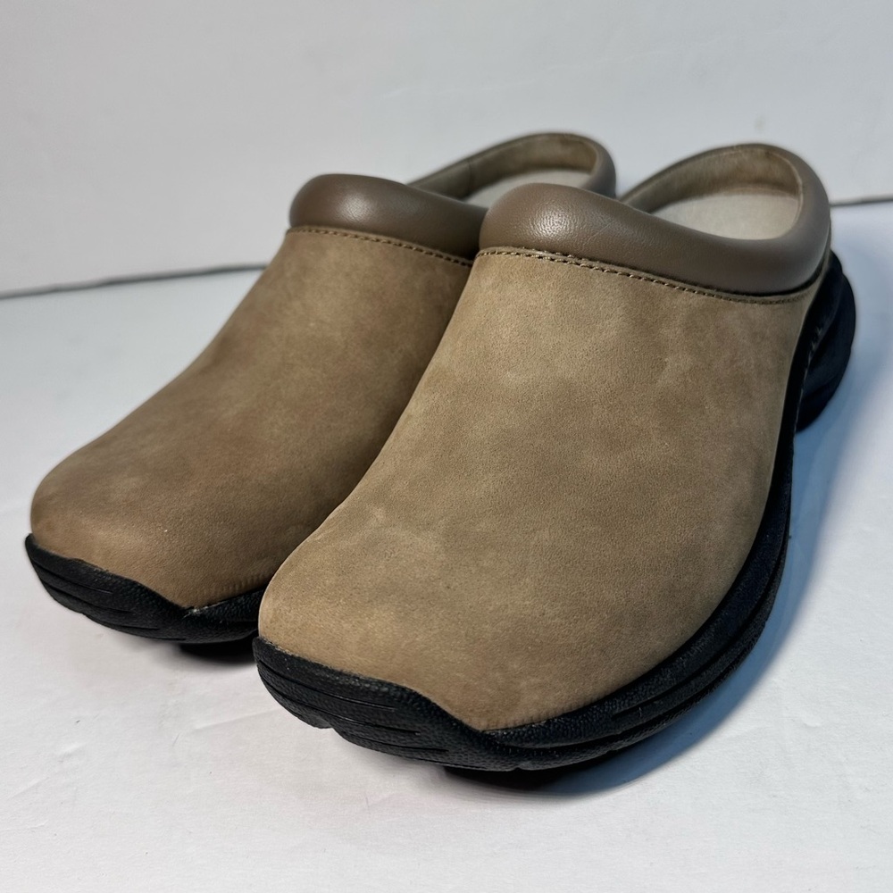 Women’s Merrell Tan Slip-On Clogs